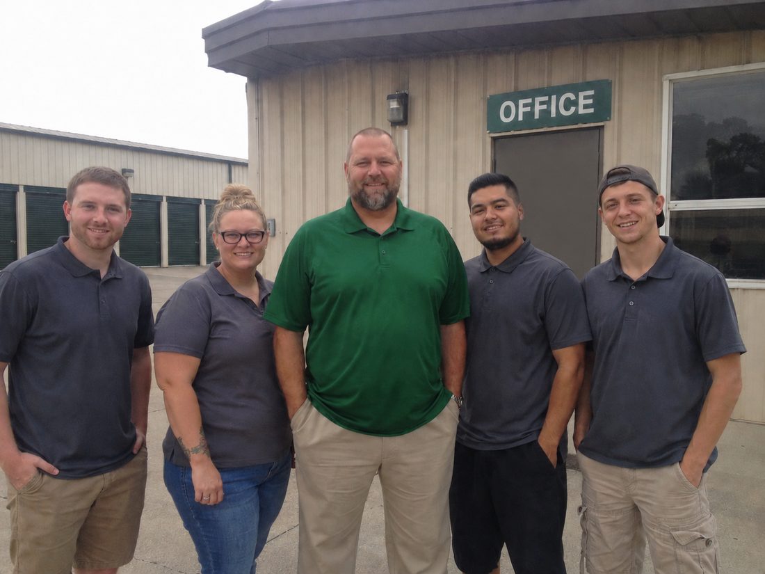 Pest control professionals in Renton, WA